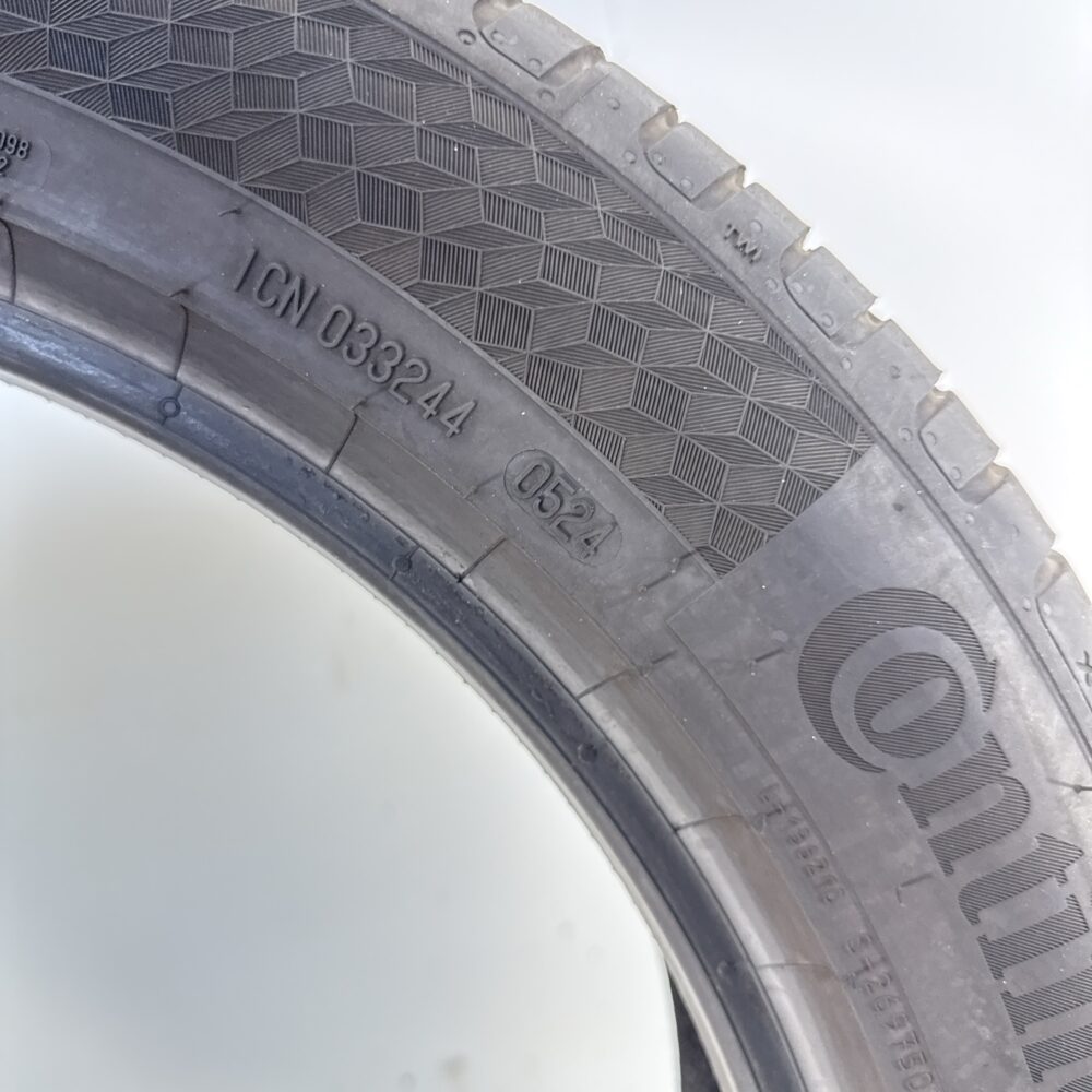 Gomma Usata 205 55 R19 XL 97V Continental Ultra Contact 90% Estivo | Gomme Usate | PrimaGomme.it Gomma usata 205 55 R19 Continental Ultra Contact