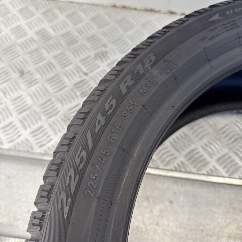 Gomme Usate 225 45 R18 XL 95V Pirelli Winter 2 Cinturato 83% Invernali | Gomme Usate | PrimaGomme.it Gomme usate 225 45 R18 Pirelli Winter 2 Cinturato - foto 3