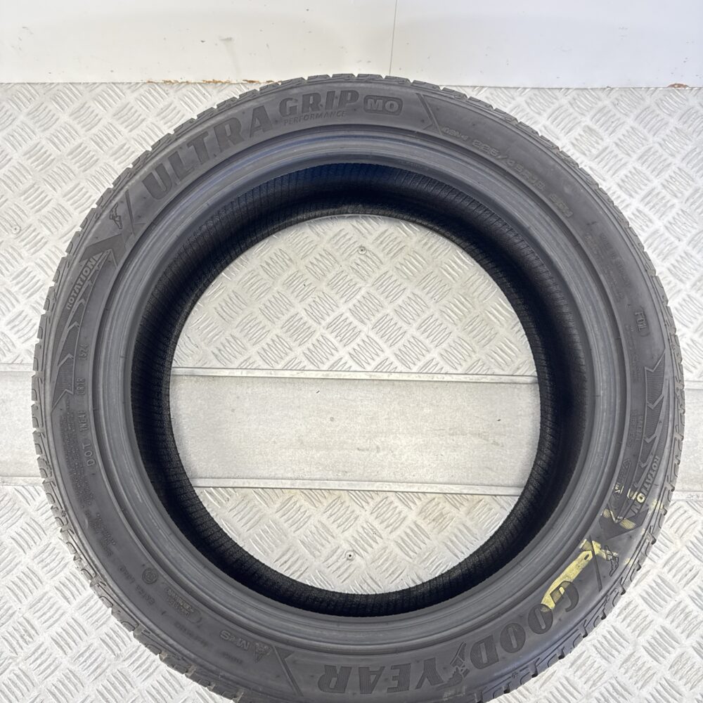 Gomme Usate 225 45 R18 95H GOODYEAR Ultragrip Performance 71% Invernali | Gomme Usate | PrimaGomme.it Gomme usate 225 45 R18 GOODYEAR Ultragrip Performance - foto 5