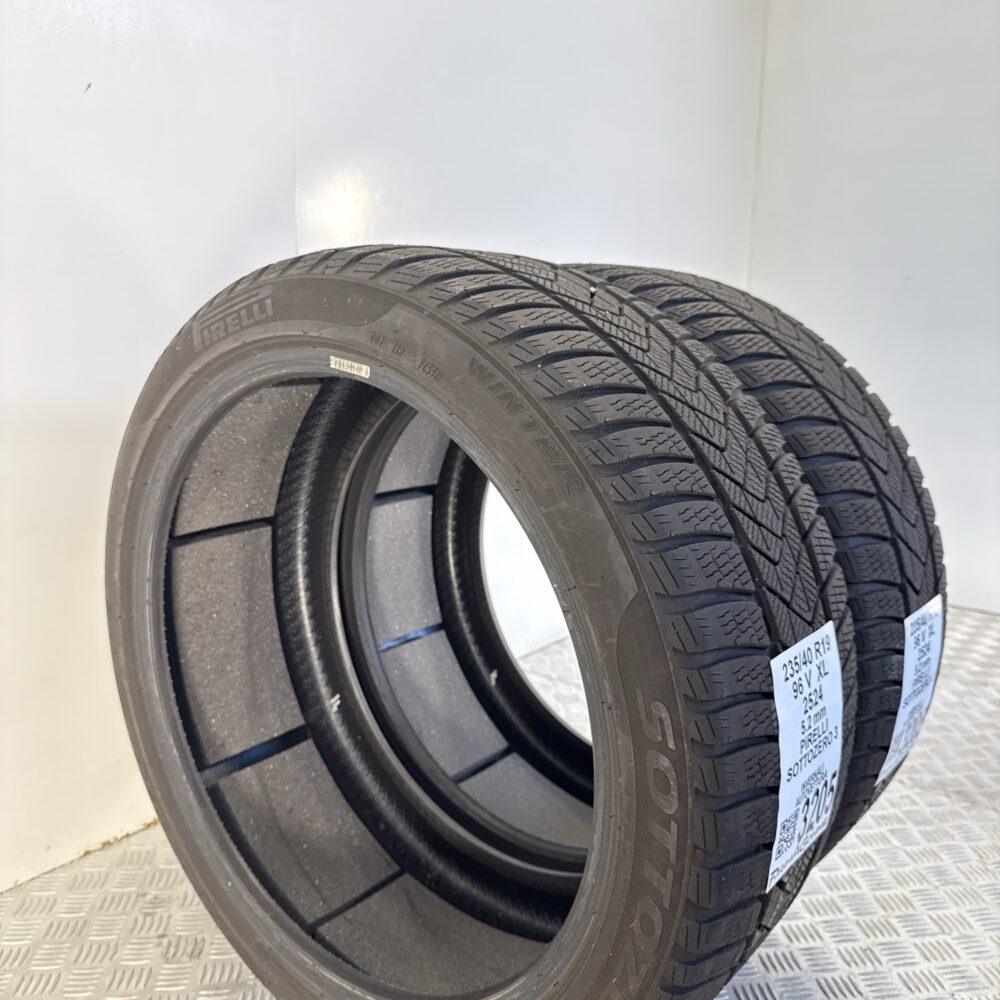 Gomme Usate 235 40 R19 XL 96V PIRELLI SOTTOZERO 3 74% Invernali | Gomme Usate | PrimaGomme.it Gomme usate 235 40 R19 PIRELLI SOTTOZERO 3 - foto 12