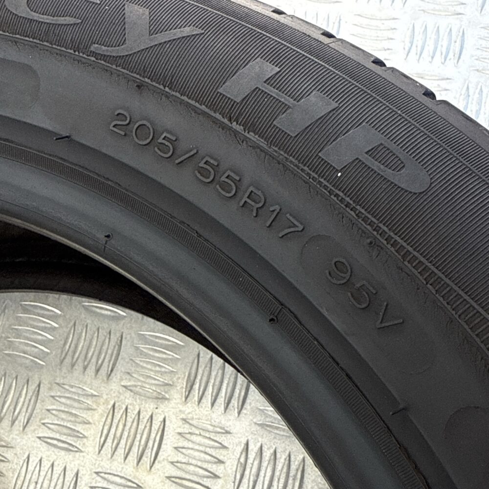 Gomma Usata 205 55 R17 XL 95V MICHELIN Primacy HP 83% Estivo | Gomme Usate | PrimaGomme.it Gomma usata 205 55 R17 MICHELIN Primacy HP