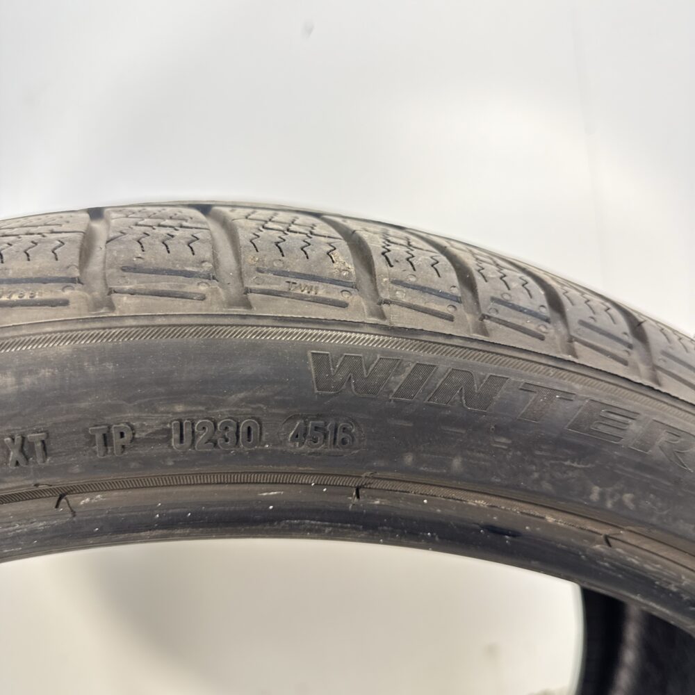 Gomma Usata 315 30 R21 XL 105V Pirelli Sottozero 3 Invernale | Gomme Usate | PrimaGomme.it Gomma usata 315 30 R21 Pirelli Sottozero 3 - foto 3