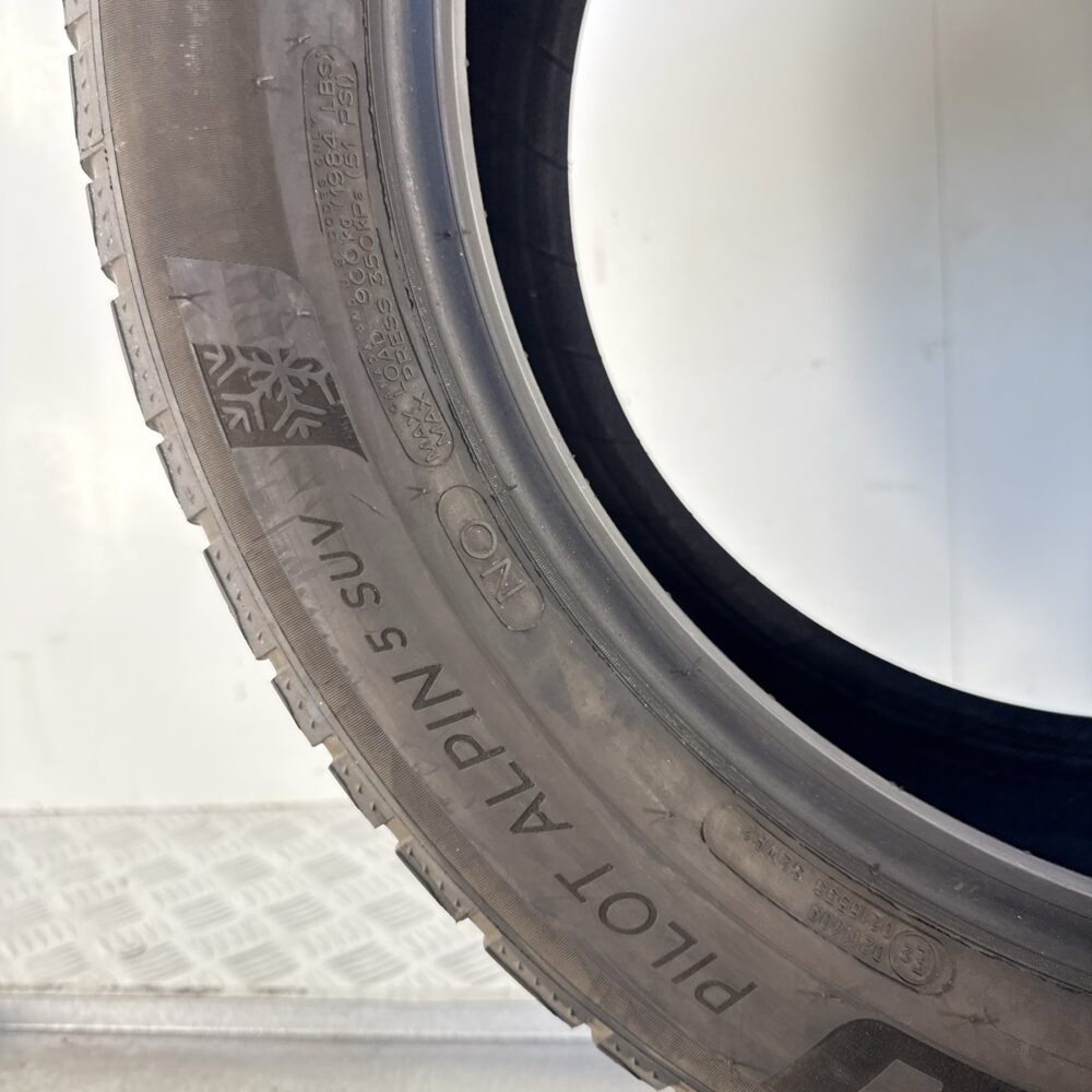 Gomma Usata 265 45 R20 104V Michelin Pilot Alpin 5 SUV Invernale | Gomme Usate | PrimaGomme.it Gomma usata 265 45 R20 Michelin Pilot Alpin 5 SUV - foto 2