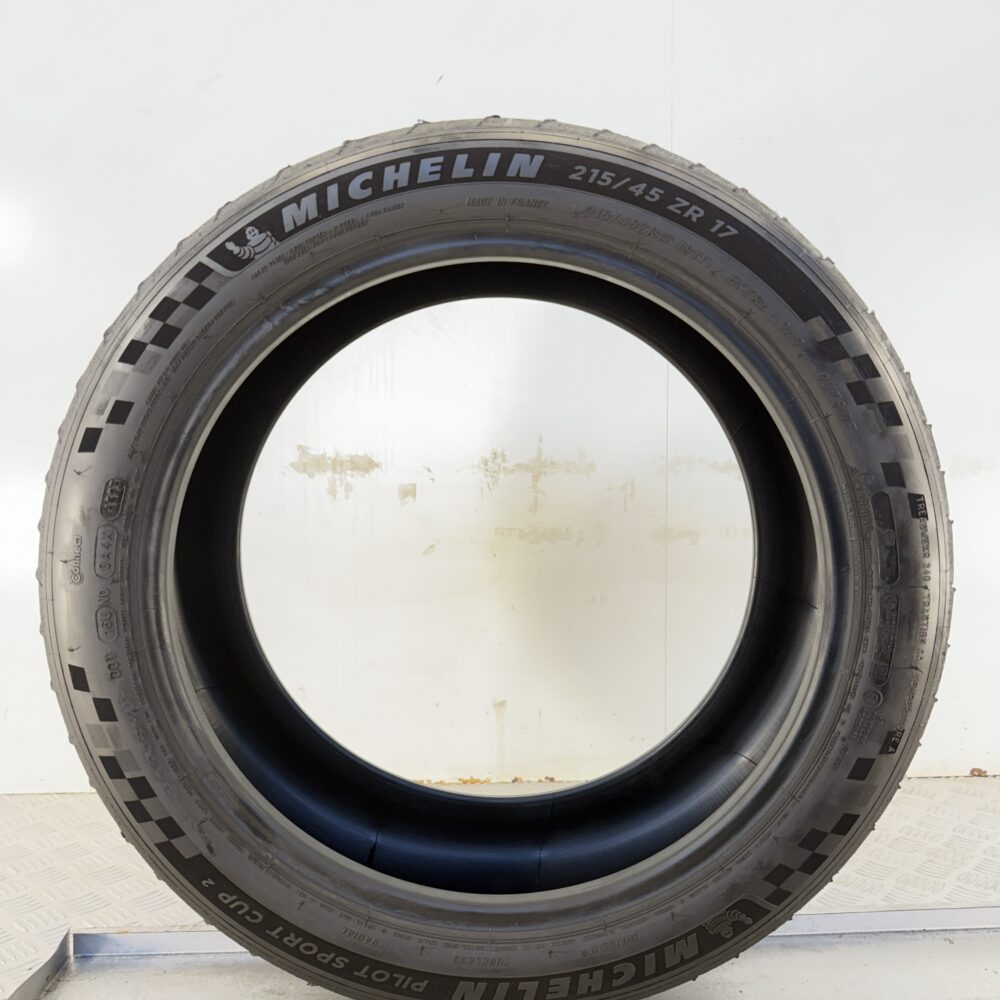 Gomme Usate 215 45 ZR17 XL 91Y Michelin Pilot Sport Cup 2 Semi/Slick Estive | Gomme Usate | PrimaGomme.it Gomme usate 215 45 ZR17 Michelin Pilot Sport Cup 2 Connect Semi-Slick - foto 6