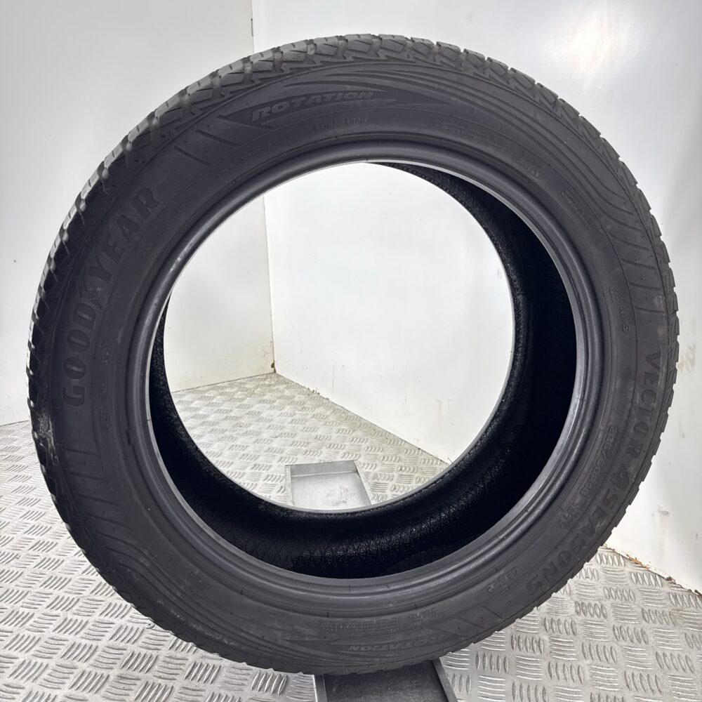 Gomme Usate 235 50 R18 XL 101V GOODYEAR VECTOR 4SEASON 84% 4 Stagioni | Gomme Usate | PrimaGomme.it Gomme usate 235 50 R18 GOODYEAR VECTOR 4SEASON - foto 3