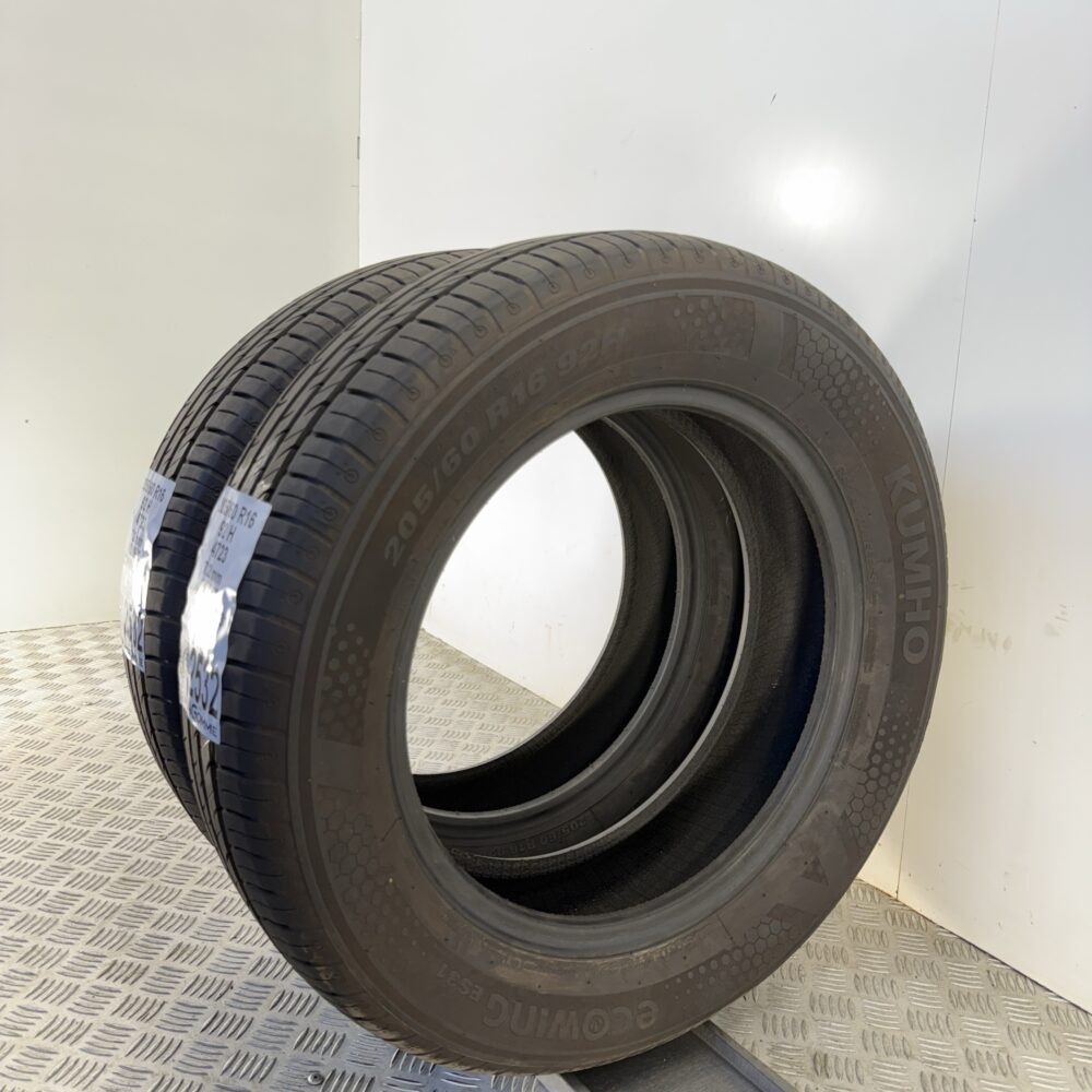 Gomme Usate 205 60 R16 92H Kumho Ecowing ES31 100% Estive | Gomme Usate | PrimaGomme.it Gomme usate 205 60 R16 Kumho Ecowing ES31 - foto 6