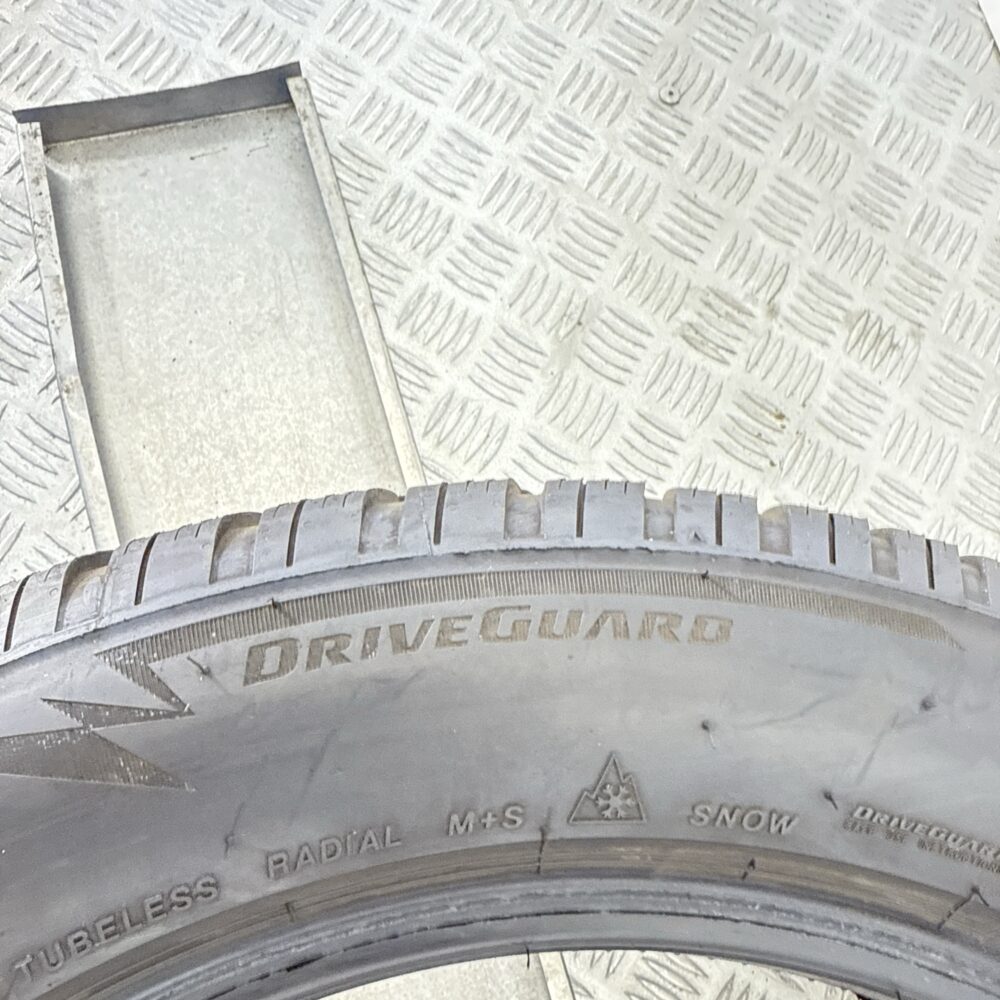 Gomme Usate 225 55 R17 XL 101V Bridgestone Blizzak LM005 RunFlat 74% Invernali | Gomme Usate | PrimaGomme.it Gomme usate 225 55 R17 Bridgestone Blizzak LM005
