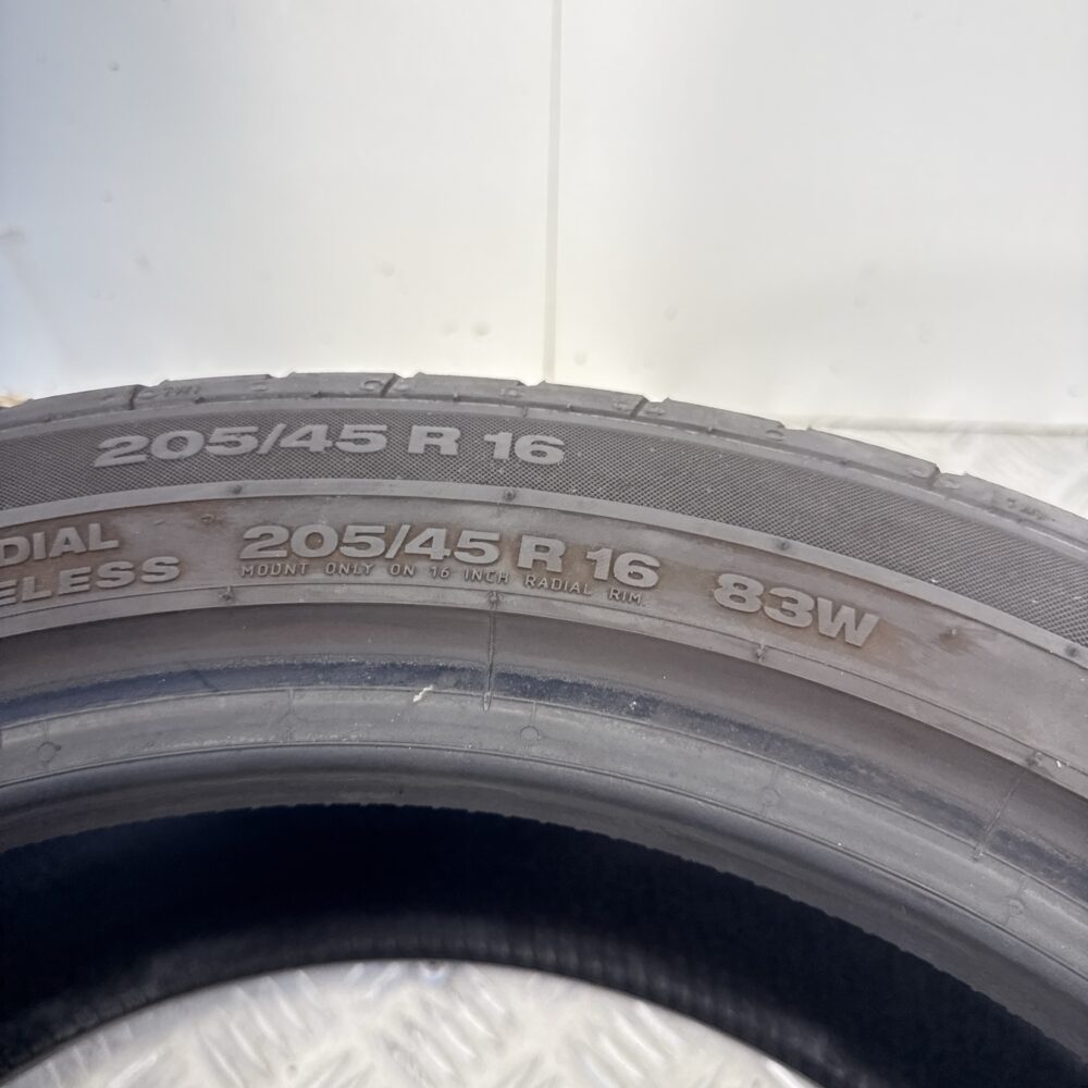 Gomme Usate 205 45 R16 83W Continental ContiPremiumContact 2 74% Estive | Gomme Usate | PrimaGomme.it Gomme usate 205 45 R16 Continental ContiPremiumContact 2 - foto 7