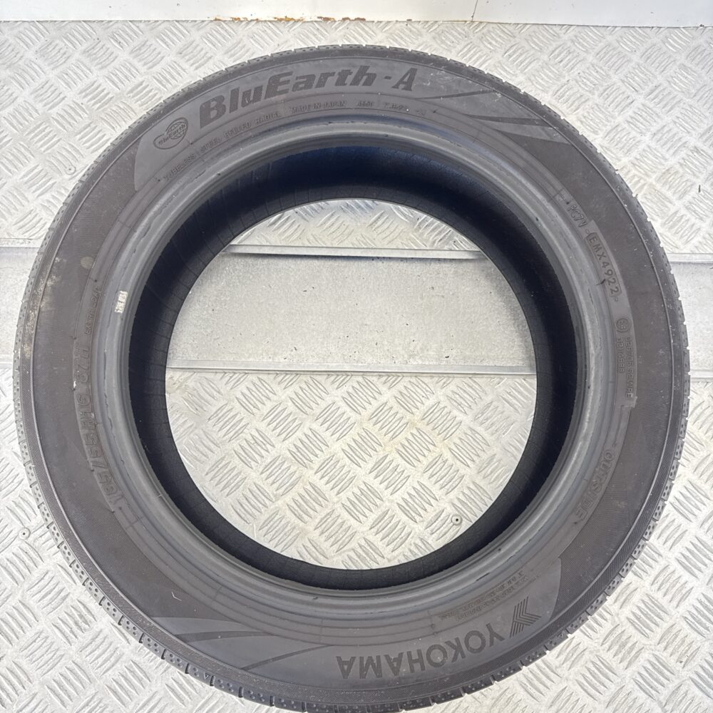 Gomma Usata 185 55 R16 XL 87H Yokohama BluEarth-A 76% Estivo | Gomme Usate | PrimaGomme.it Gomma usata 185 55 R16 Yokohama BluEarth-A - foto 5