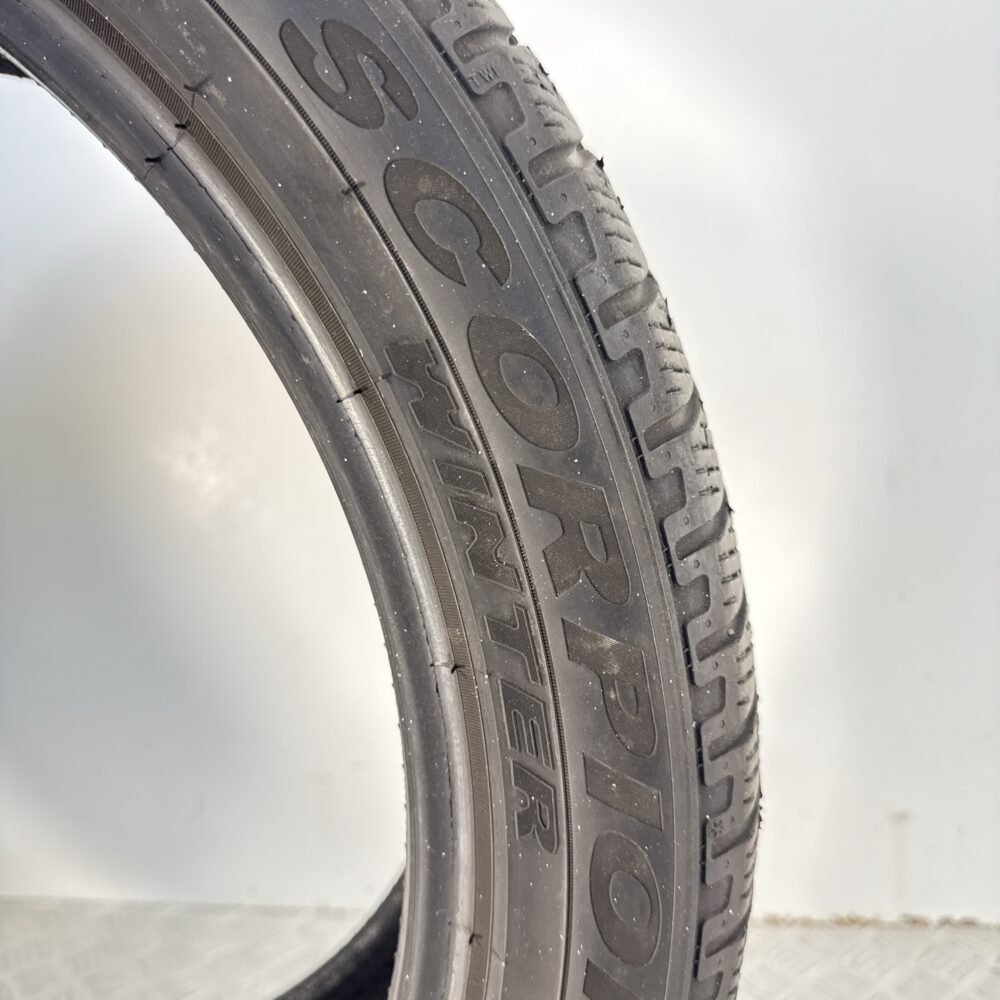 Gomma Usata 275 40 R21 XL 107V Pirelli Scorpion Winter Invernale | Gomme Usate | PrimaGomme.it Gomma usata 275 40 R21 Pirelli Scorpion Winter
