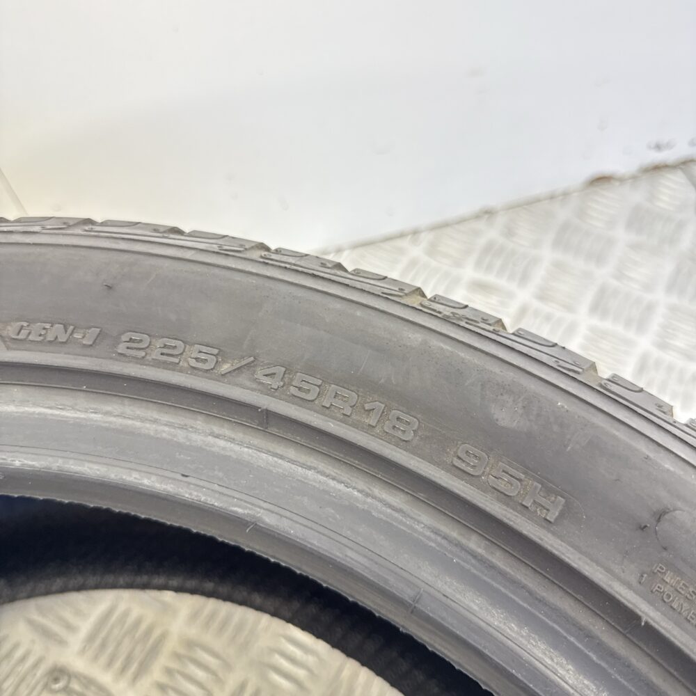 Gomme Usate 225 45 R18 95H GOODYEAR Ultragrip Performance 71% Invernali | Gomme Usate | PrimaGomme.it Gomme usate 225 45 R18 GOODYEAR Ultragrip Performance - foto 2