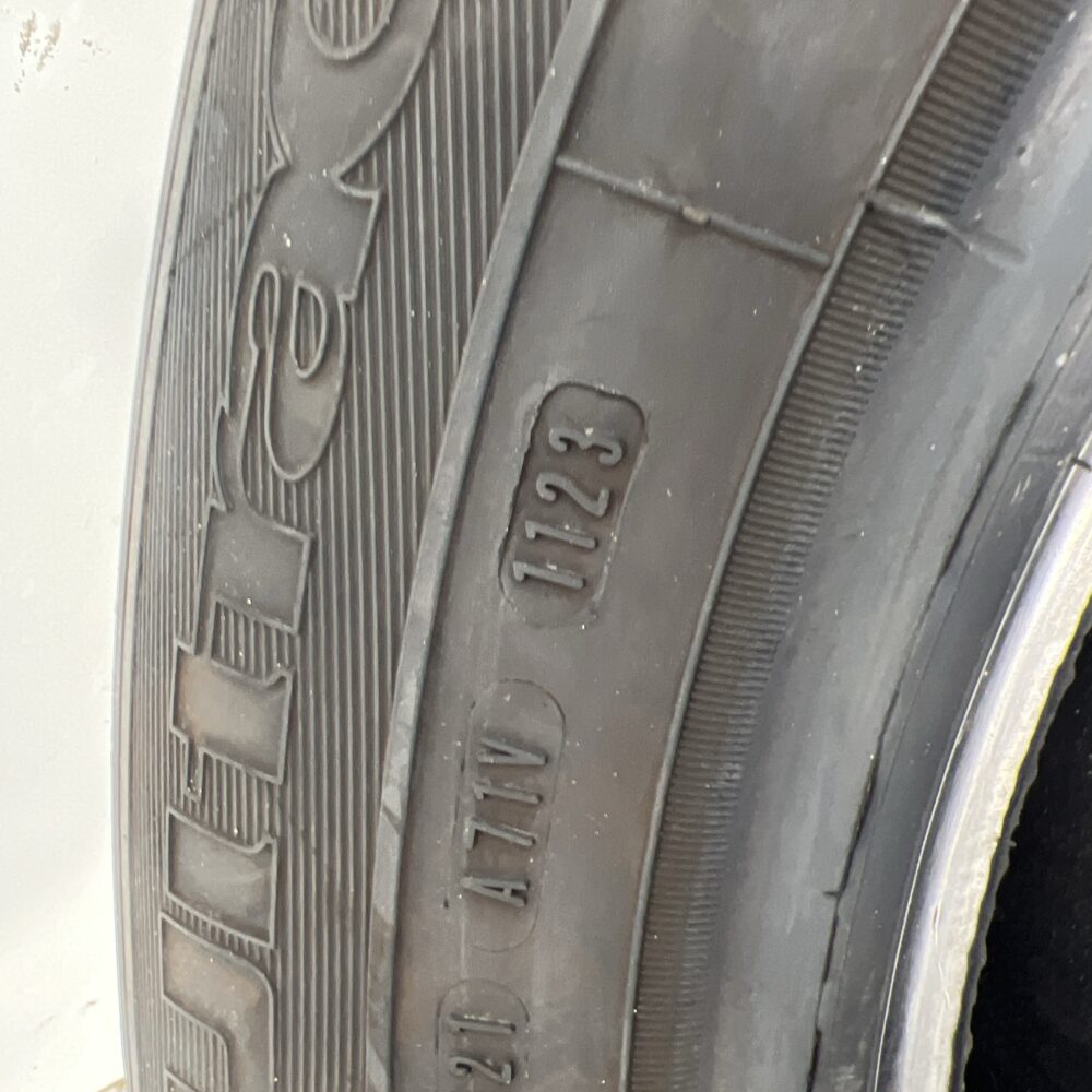 Gomma Usata 195 65 R16C 104/102T Goodyear Cargo Ultragrip Invernale | Gomme Usate | PrimaGomme.it GOODYEAR Cargo Ultragrip 195/65 R16C 104/102T, dettaglio fotografico 6