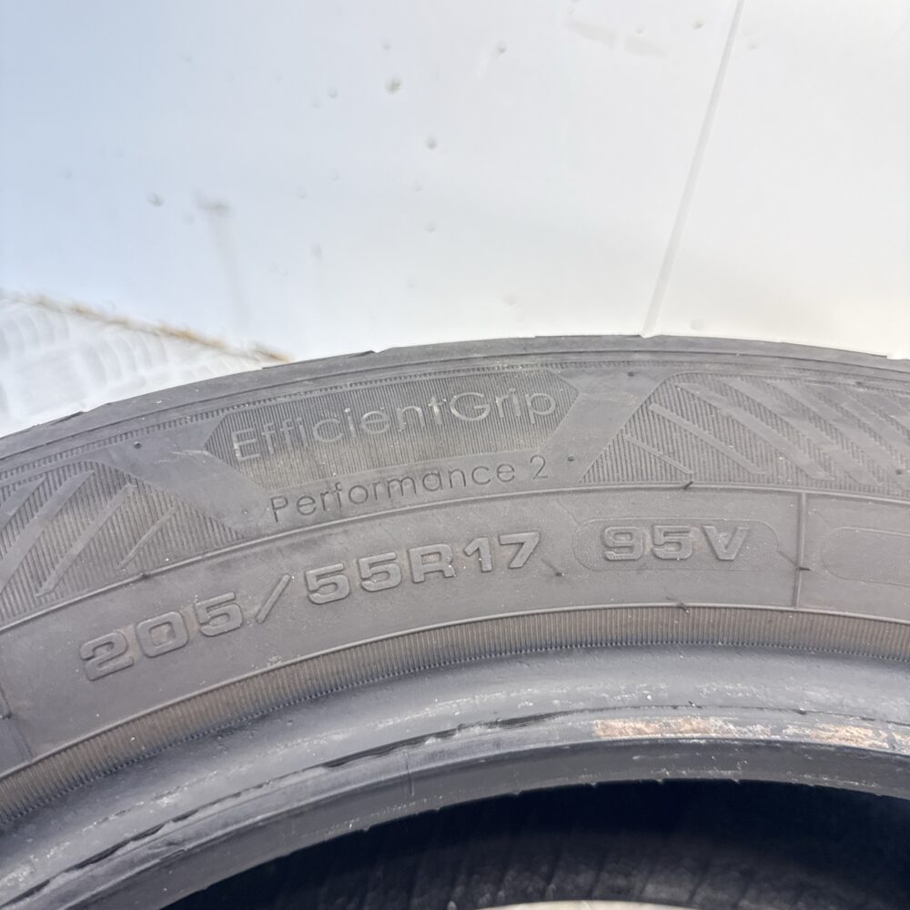 Gomme Usate 205 55 R17 95V Goodyear Efficient Grip Performance 2 Estive | Gomme Usate | PrimaGomme.it Gomme usate 205 55 R17 Goodyear Efficient Grip Performance 2 - foto 3