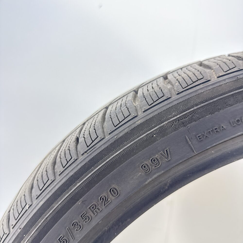 Gomma Usata 265 35 R20 XL 99V GripMax Suregrip Pro Winter 85% Invernale | Gomme Usate | PrimaGomme.it Gomma usata 265 35 R20 GripMax Suregrip Pro Winter - foto 4