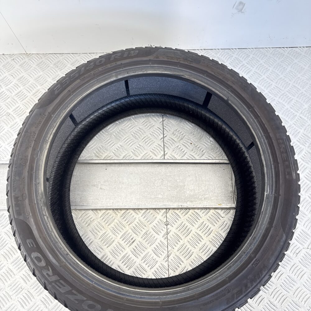 Gomme Usate 235 40 R19 XL 96V PIRELLI SOTTOZERO 3 74% Invernali | Gomme Usate | PrimaGomme.it Gomme usate 235 40 R19 PIRELLI SOTTOZERO 3 - foto 5