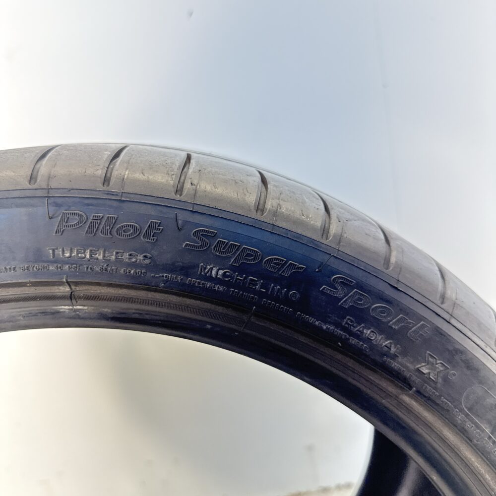 Gomme Usate 325 30 ZR19 XL 105Y Michelin Pilot Super Sport 74% Estive | Gomme Usate | PrimaGomme.it Gomme usate 325 30 ZR19 Michelin Pilot Super Sport