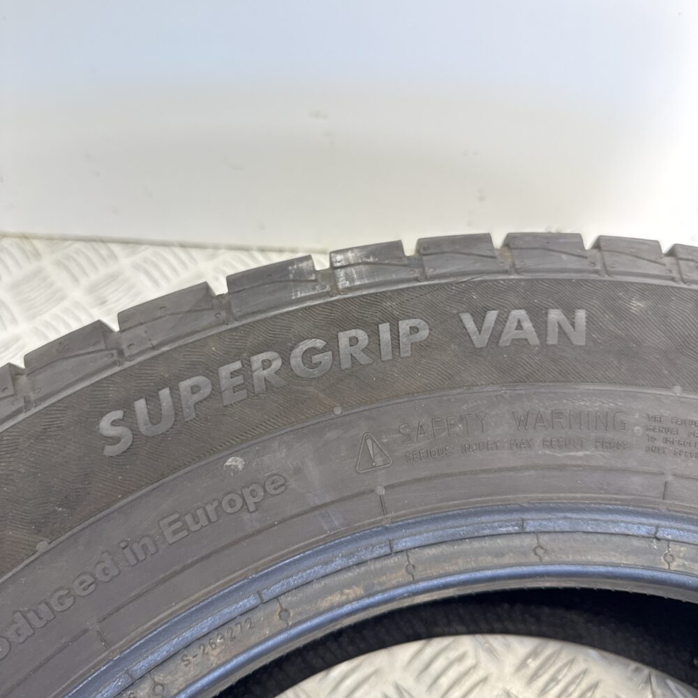 Gomme Usate 215 65 R16C 109/107R Esa Tecar Supergrip Van Invernali | Gomme Usate | PrimaGomme.it Gomme usate 215 65 R16C Esa Tecar Supergrip Van