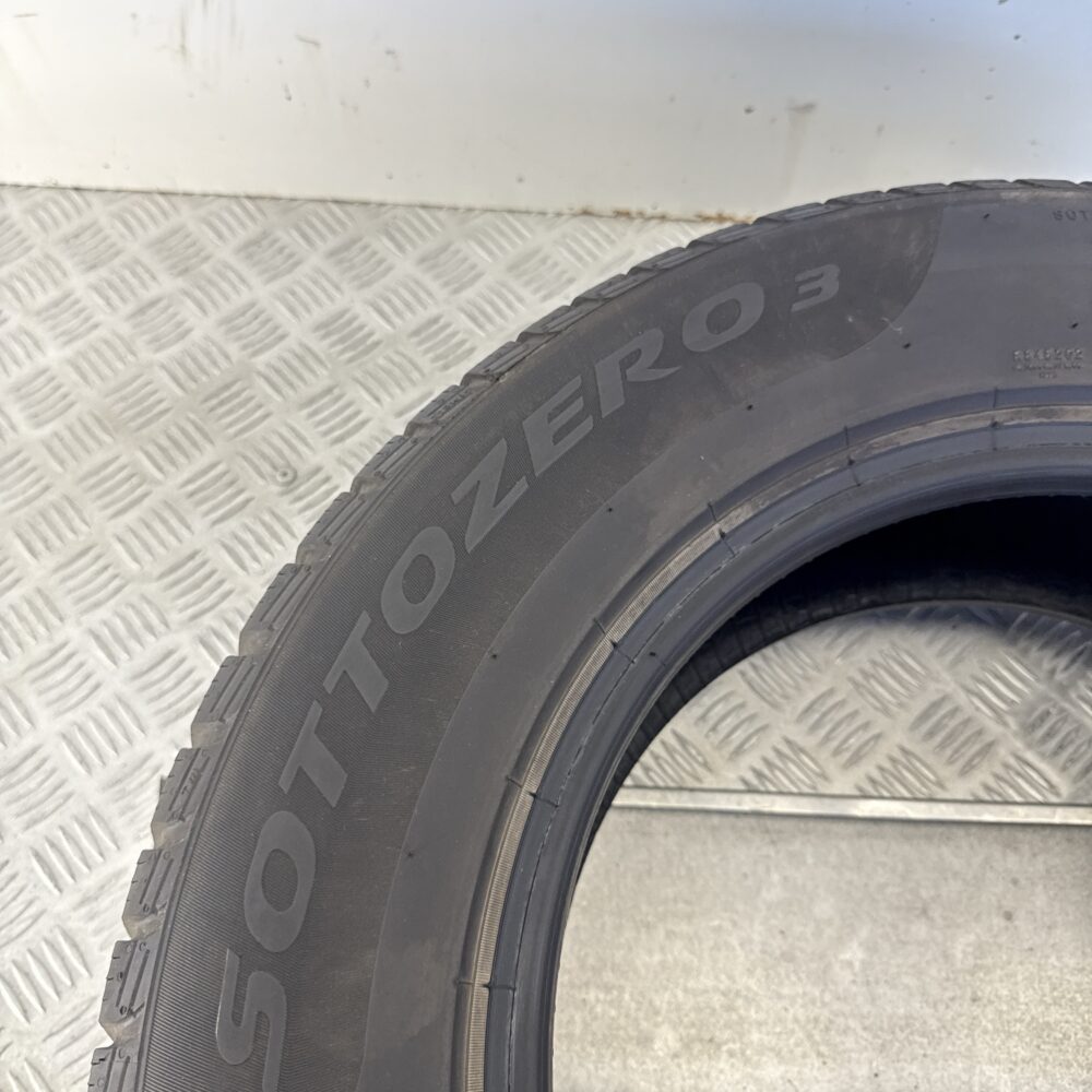 Gomme Usate 215 65 R16 98H Pirelli Sottozero 3 Invernali | Gomme Usate | PrimaGomme.it Gomme usate 215 65 R16 Pirelli Sottozero 3 - foto 3