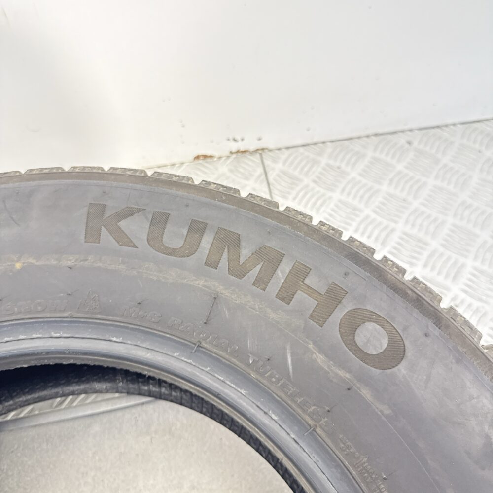 Gomma Usata 205 70 R15 96T Kumho Wintercraft WS71 SUV 94% Invernale | Gomme Usate | PrimaGomme.it Gomma usata 205 70 R15 Kumho Wintercraft WS71 SUV - foto 5