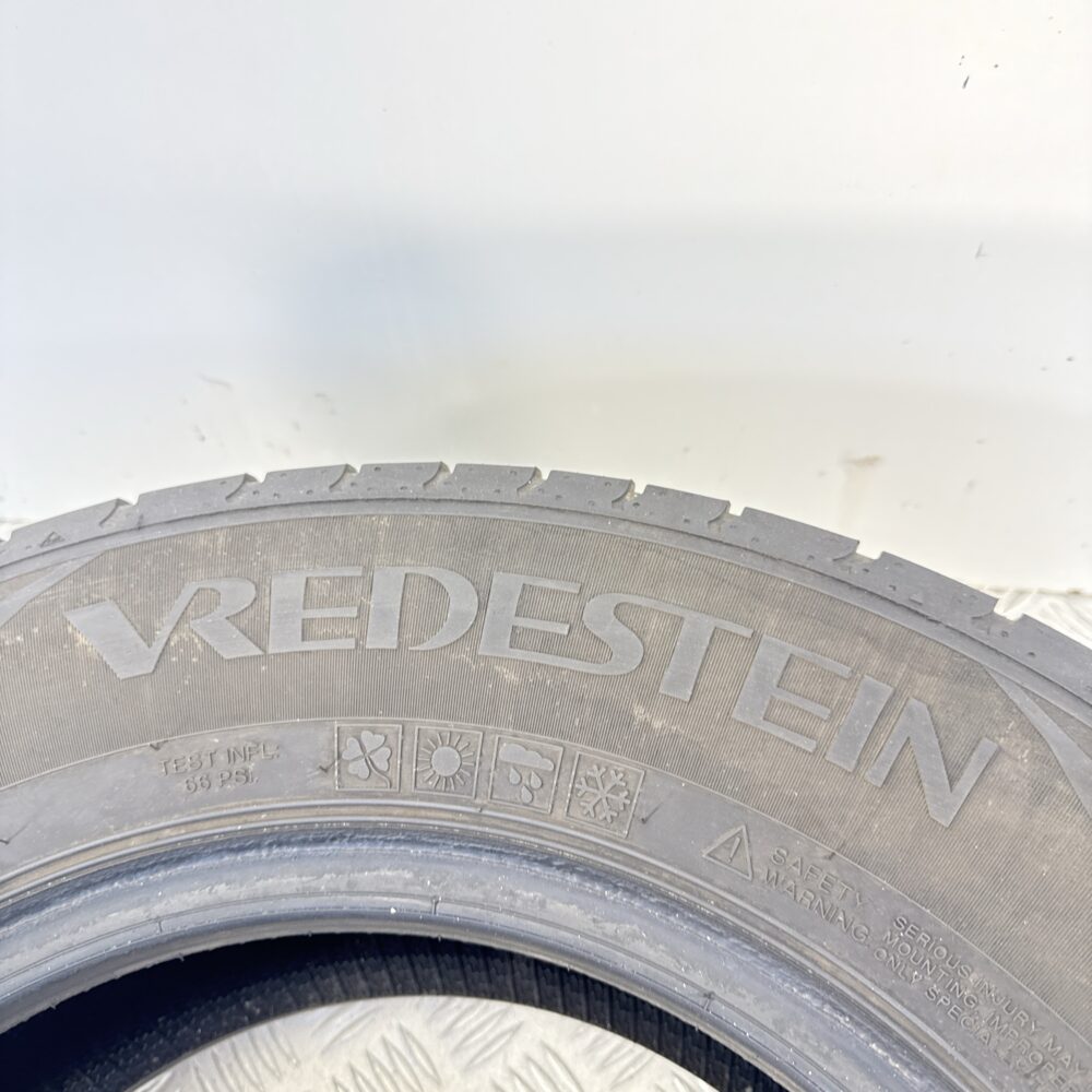 Gomma Usata 215 70 R15C 109/107S Vredestein Comtrac 2 78% 4 Stagioni | Gomme Usate | PrimaGomme.it Gomma usata 215 70 R15C Vredestein Comtrac 2 - foto 3