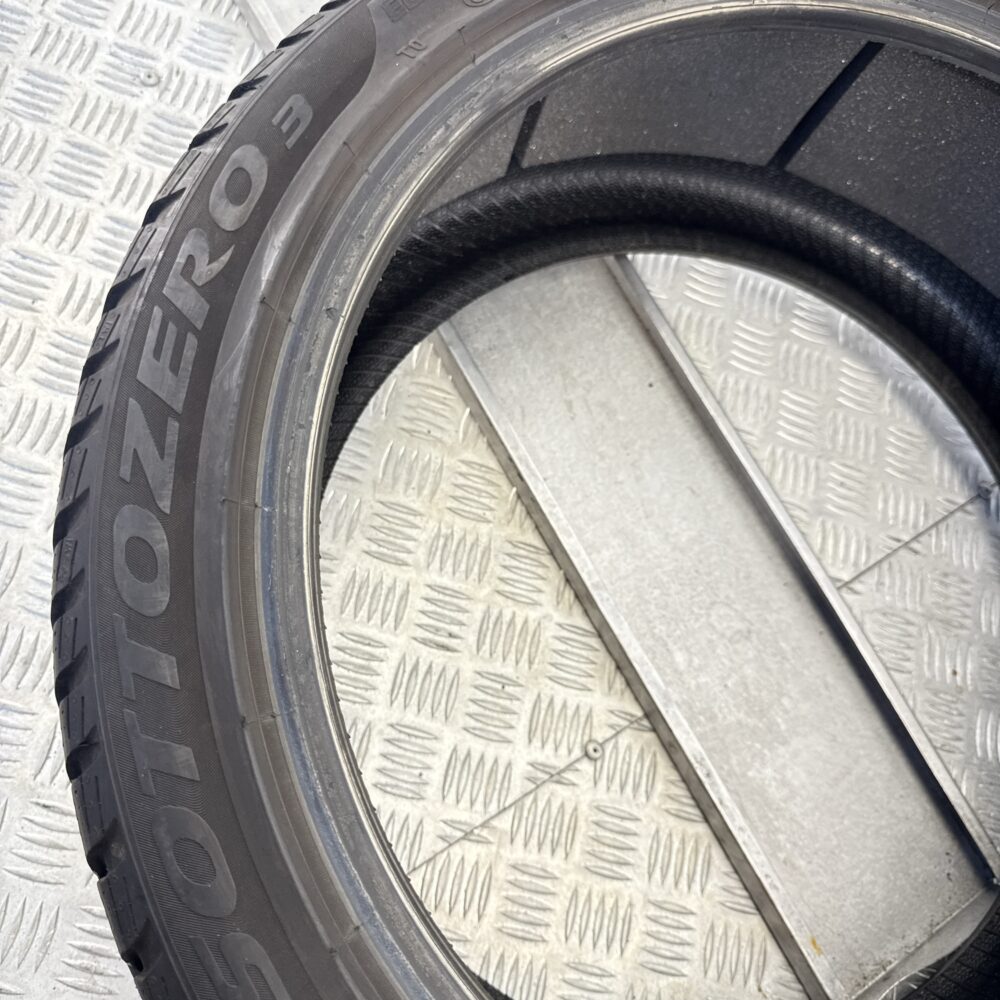 Gomme Usate 235 40 R19 XL 96V PIRELLI SOTTOZERO 3 74% Invernali | Gomme Usate | PrimaGomme.it Gomme usate 235 40 R19 PIRELLI SOTTOZERO 3 - foto 4