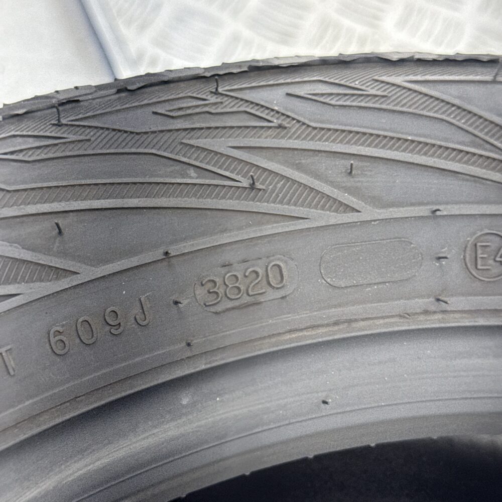 Gomme Usate 215 55 R18 XL 99V NOKIAN WR SUV 3 Invernali | Gomme Usate | PrimaGomme.it Gomme usate 215 55 R18 NOKIAN WR SUV 3 - foto 2
