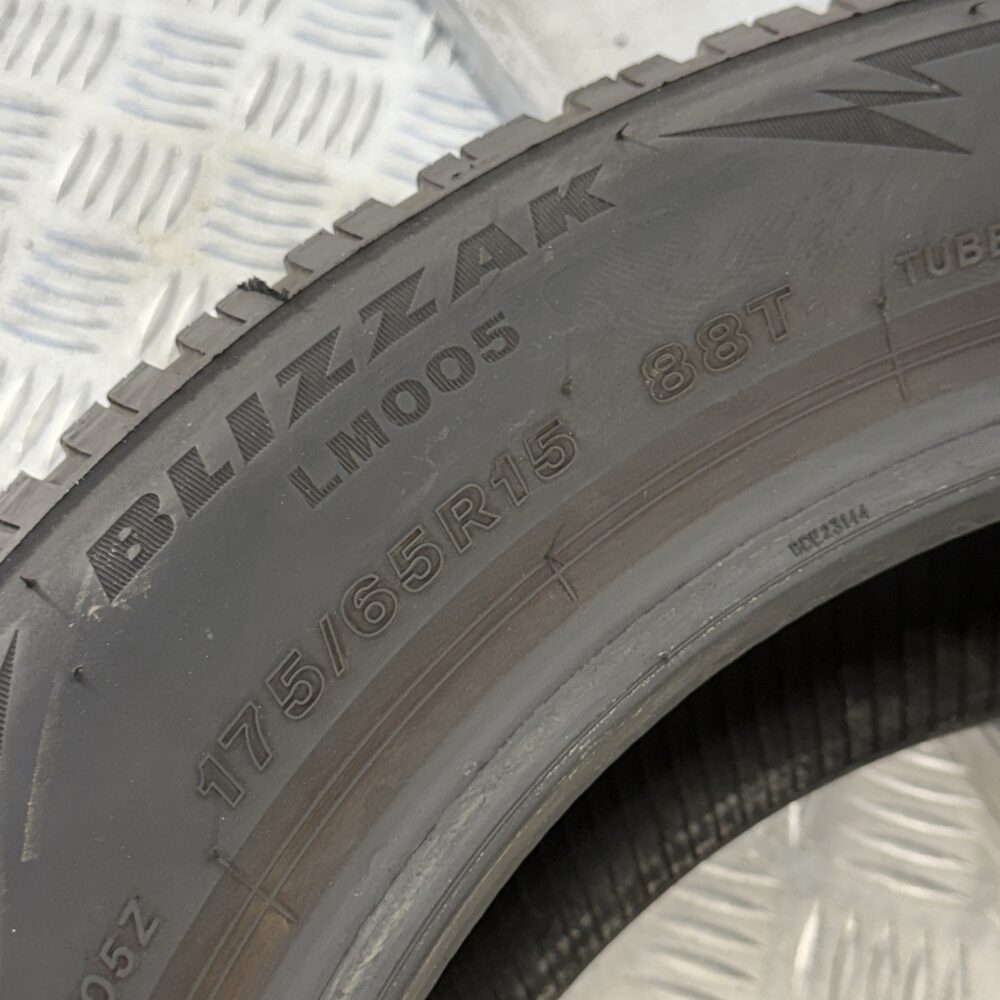 Gomma Usata 175 65 R15 88T Bridgestone Blizzak LM005 Invernale | Gomme Usate | PrimaGomme.it Gomma usata 175 65 R15 Bridgestone Blizzak LM005 - foto 2