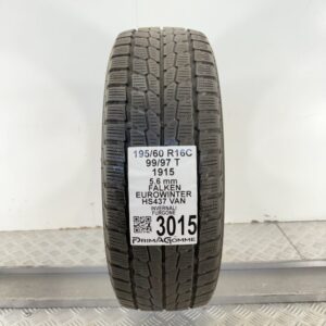 Gomma Usata 195 60 R16C 99/97T Falken Eurowinter HS437 Van 80% Invernale