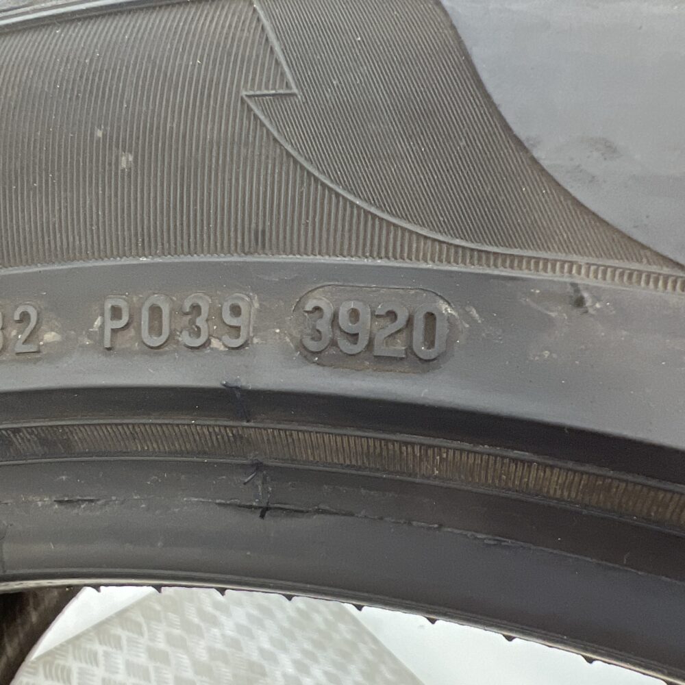 Gomma Usata 295 40 R20 106V PIRELLI Scorpion Winter Invernale | Gomme Usate | PrimaGomme.it Gomma usata 295 40 R20 PIRELLI Scorpion Winter - foto 3