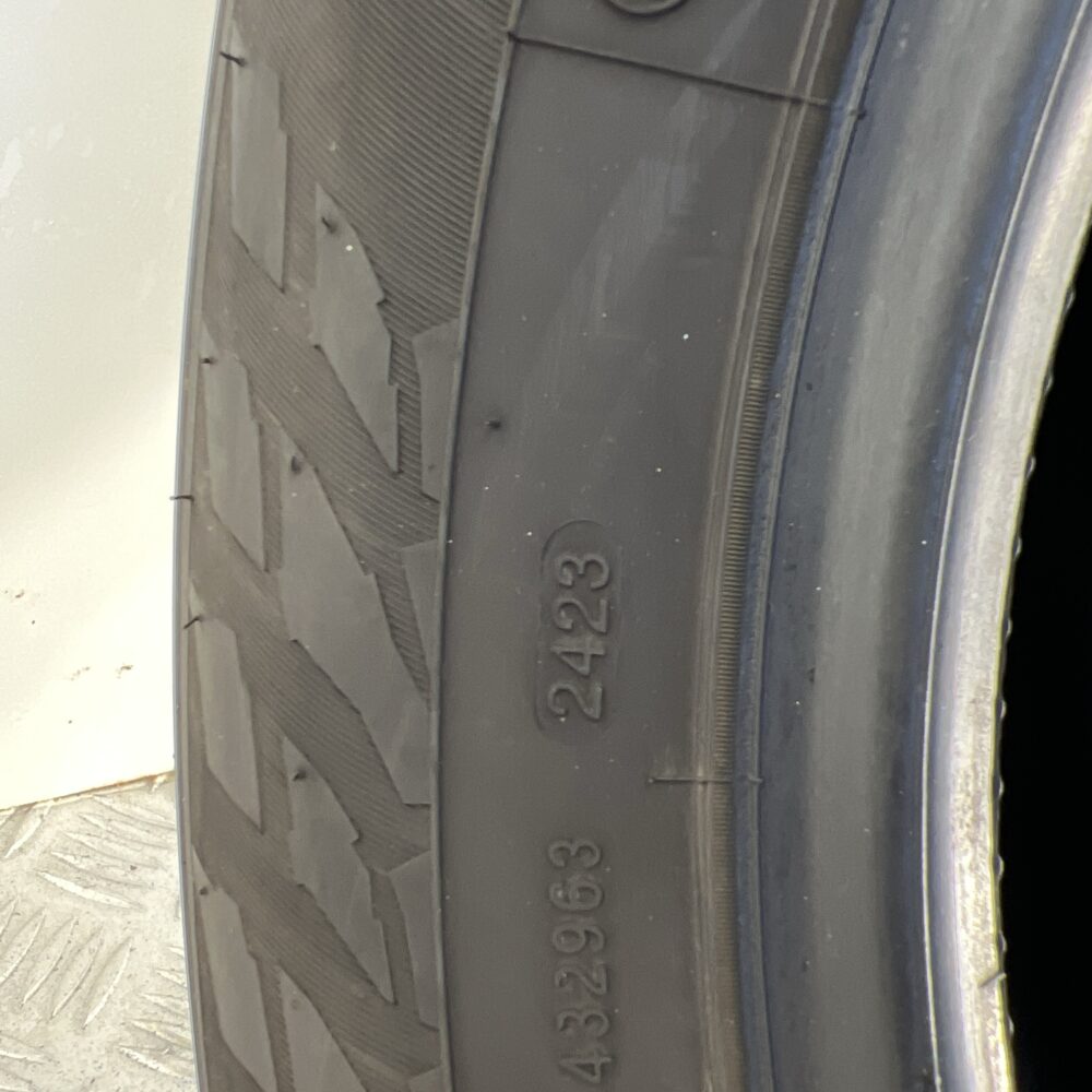 Gomma Usata 205 60 R16 96H Nokian Snowproof 1 Invernale | Gomme Usate | PrimaGomme.it Gomma usata 205 60 R16 Nokian Snowproof 1 - foto 3