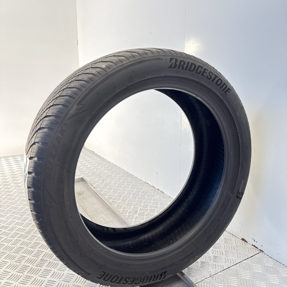 Gomma Usata 215 50 R19 93T Bridgestone Blizzak LM005 Invernale | Gomme Usate | PrimaGomme.it Gomma usata 215 50 R19 Bridgestone Blizzak LM005 - foto 6