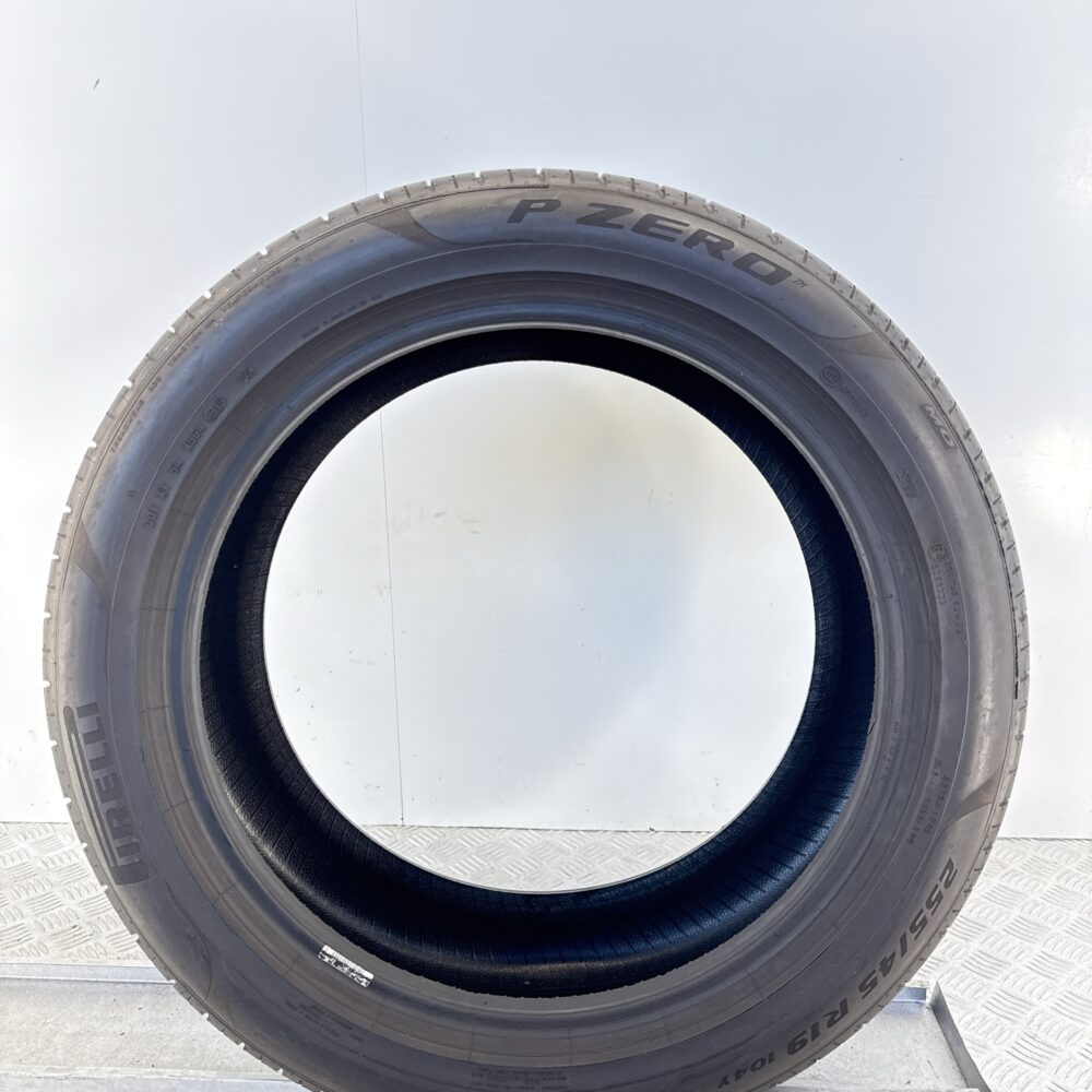 Gomme Usate 255 45 R19 XL 104Y Pirelli P Zero 89% Estive | Gomme Usate | PrimaGomme.it Gomme usate 255 45 R19 Pirelli P Zero - foto 5