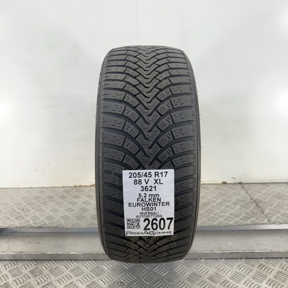Gomma Usata 205 45 R17 XL 88V Falken Eurowinter HS01 74% Invernale | Gomme Usate | PrimaGomme.it Gomma Usata 205 45 R17 XL 88V Falken Eurowinter HS01 74% Invernale
