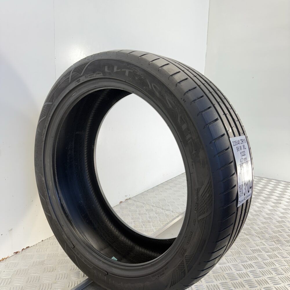 Gomma Usata 235 45 ZR19 XL 99W Vredestein Ultrac Satin Estivo | Gomme Usate | PrimaGomme.it Gomma usata 235 45 ZR19 Vredestein Ultrac Satin - foto 6