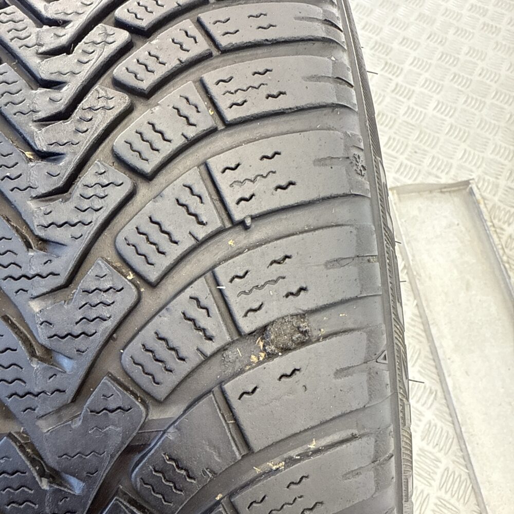 Gomma Usata 205 45 R17 XL 88V Falken Eurowinter HS01 74% Invernale | Gomme Usate | PrimaGomme.it Gomma Usata 205 45 R17 XL 88V Falken Eurowinter HS01 74% Invernale - immagine 6