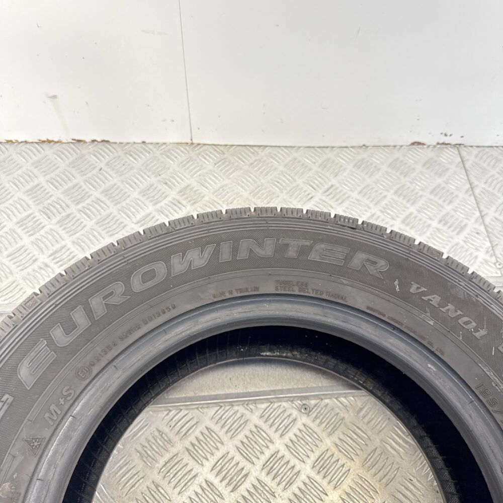 Gomma Usata 195 70 R15C 104/102R Falken Eurowinter VAN01 Invernale | Gomme Usate | PrimaGomme.it Gomma usata 195 70 R15C Falken Eurowinter VAN01