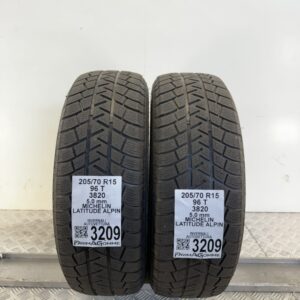 Gomme Usate 205 70 R15 96T Michelin Latitude Alpin 71% Invernali