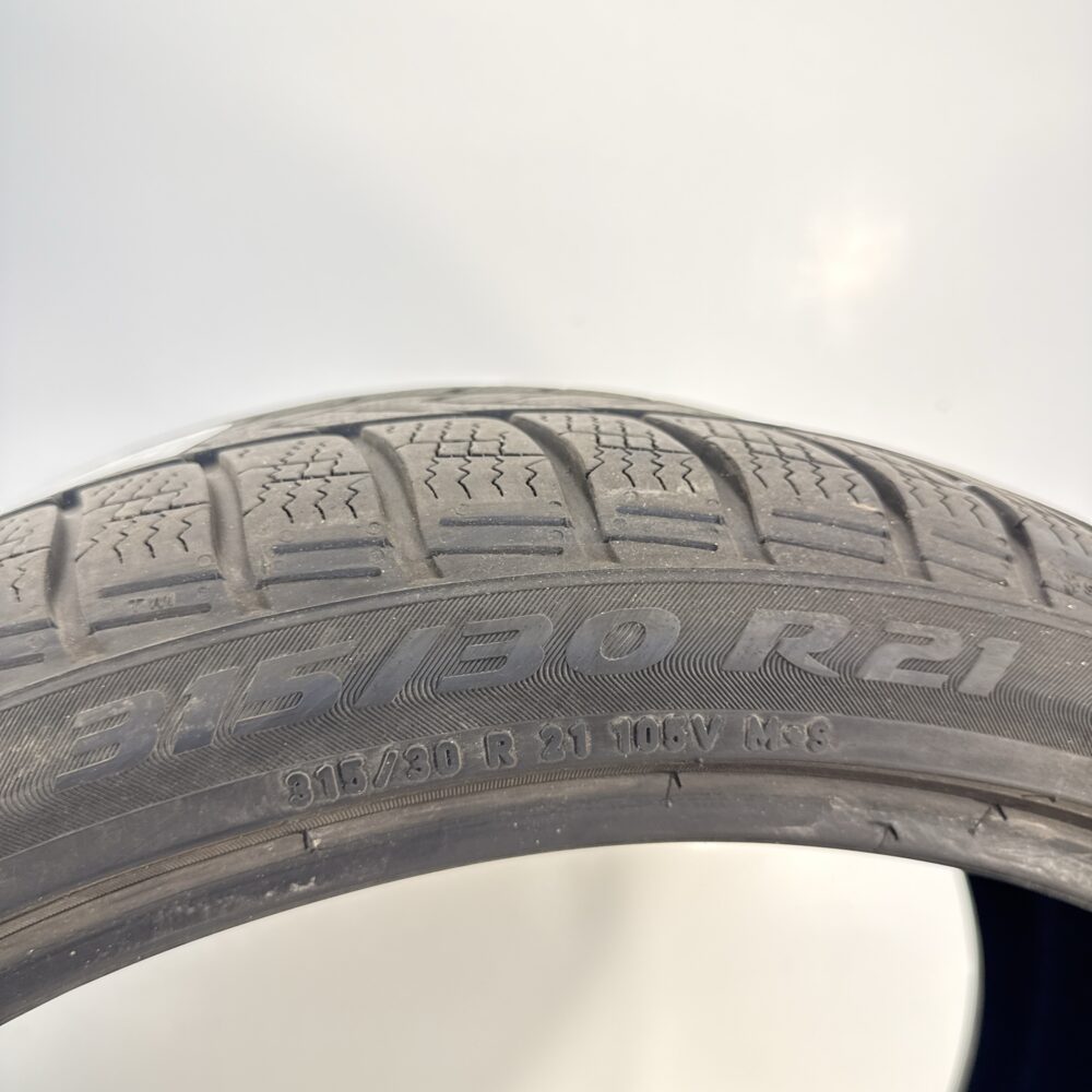 Gomma Usata 315 30 R21 XL 105V Pirelli Sottozero 3 Invernale | Gomme Usate | PrimaGomme.it Gomma usata 315 30 R21 Pirelli Sottozero 3 - foto 5