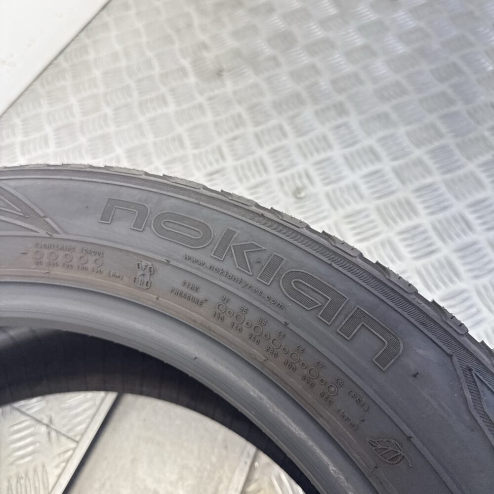Gomme Usate 215 55 R18 XL 99V NOKIAN WR SUV 3 Invernali | Gomme Usate | PrimaGomme.it Gomme usate 215 55 R18 NOKIAN WR SUV 3 - foto 4