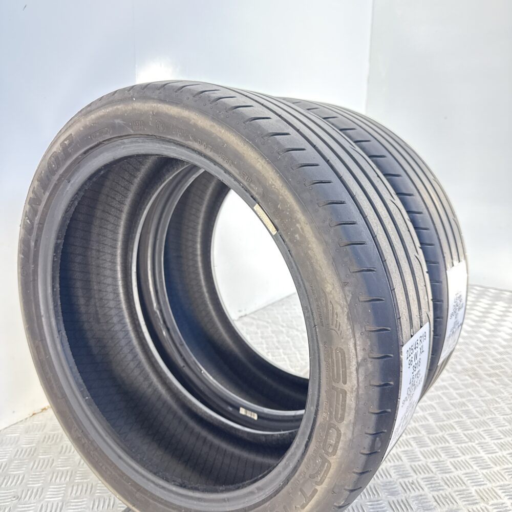 Gomme Usate 225 45 R19 XL 96W DUNLOP Sport Maxx RT Estive | Gomme Usate | PrimaGomme.it Gomme usate 225 45 R19 DUNLOP Sport Maxx RT - foto 11