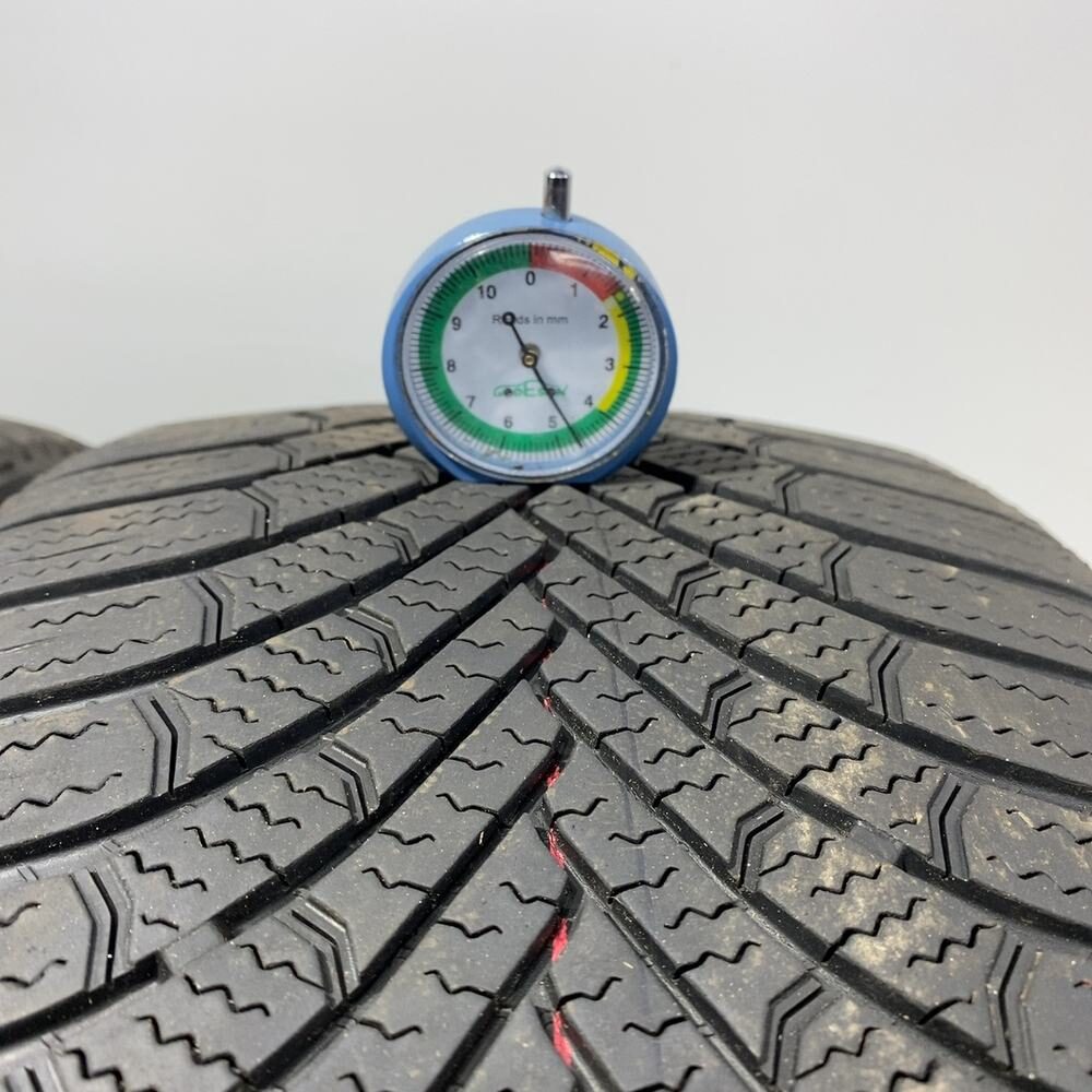 Gomme Usate 225 40 R18 92V Bridgestone Blizzak 6 Invernali | Gomme Usate | PrimaGomme.it BRIDGESTONE Blizzak 6 225/40 R18 92V, dettaglio fotografico 2