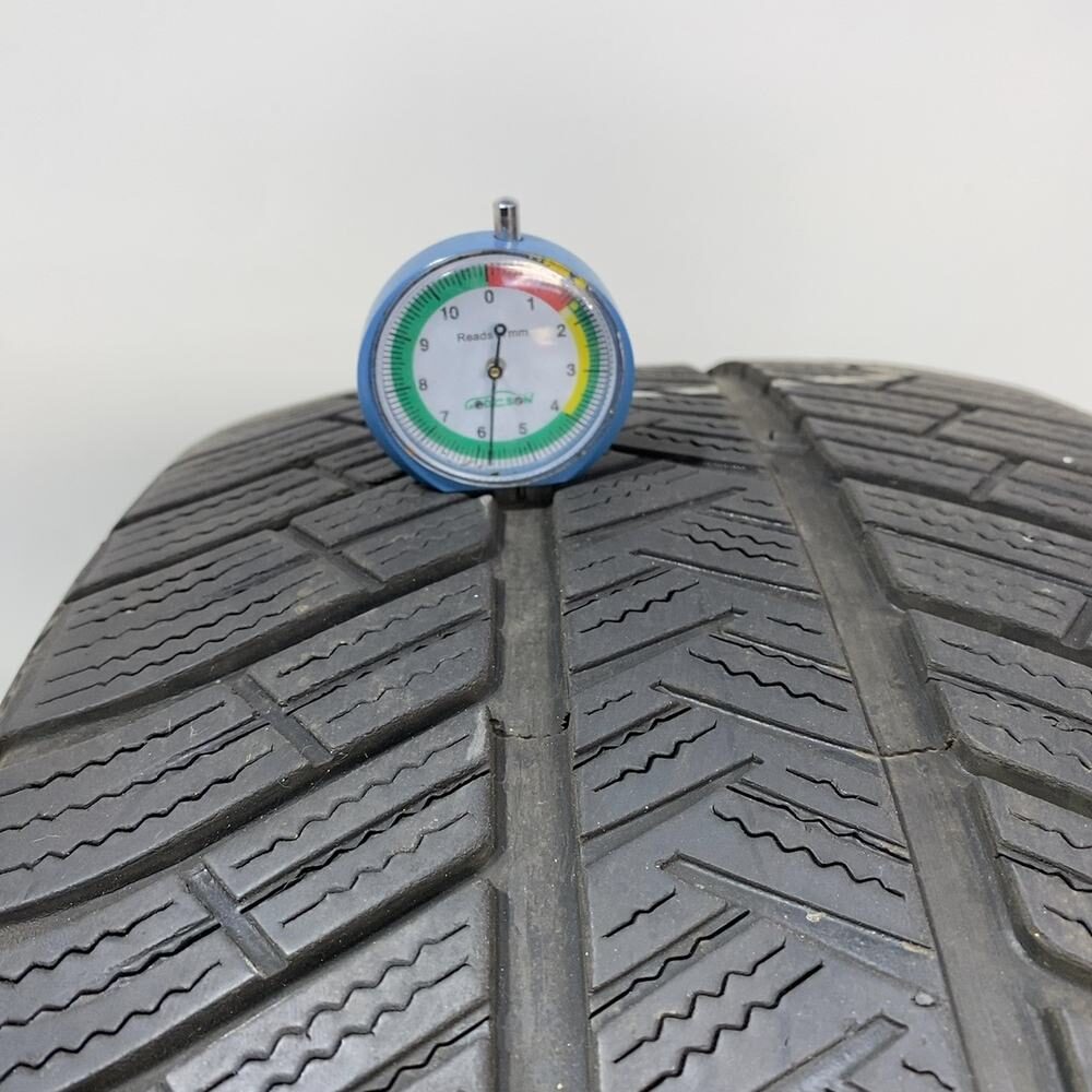 Gomma usata MICHELIN PILOT ALPIN PA4 255/40 R20 101W: fino a 270 km/h – foto 02 | Prima Gomme MICHELIN PILOT ALPIN PA4 255/40 R20 101W: fino a 270 km/h, dettaglio fotografico 2