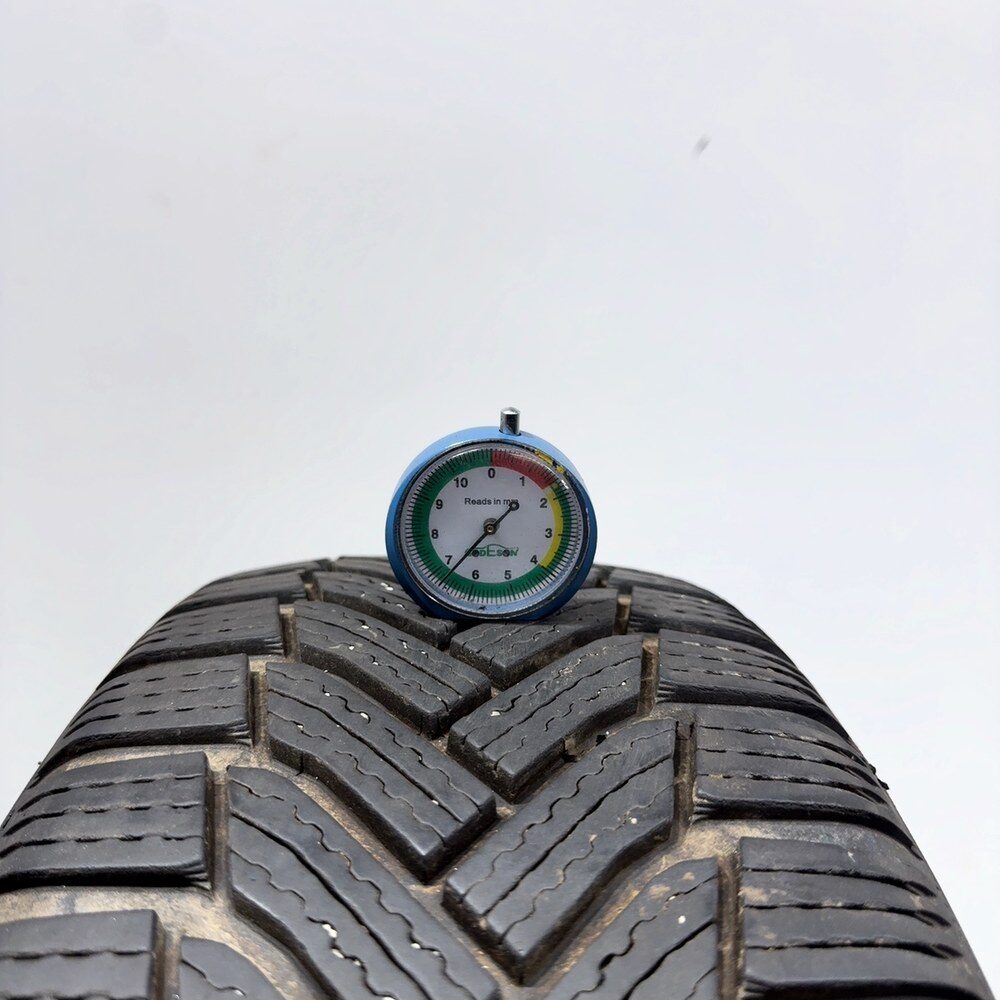 Gomma usata MICHELIN Alpin 6 205/60 R16 92H – foto 02 | Prima Gomme MICHELIN Alpin 6 205/60 R16 92H, dettaglio fotografico 2