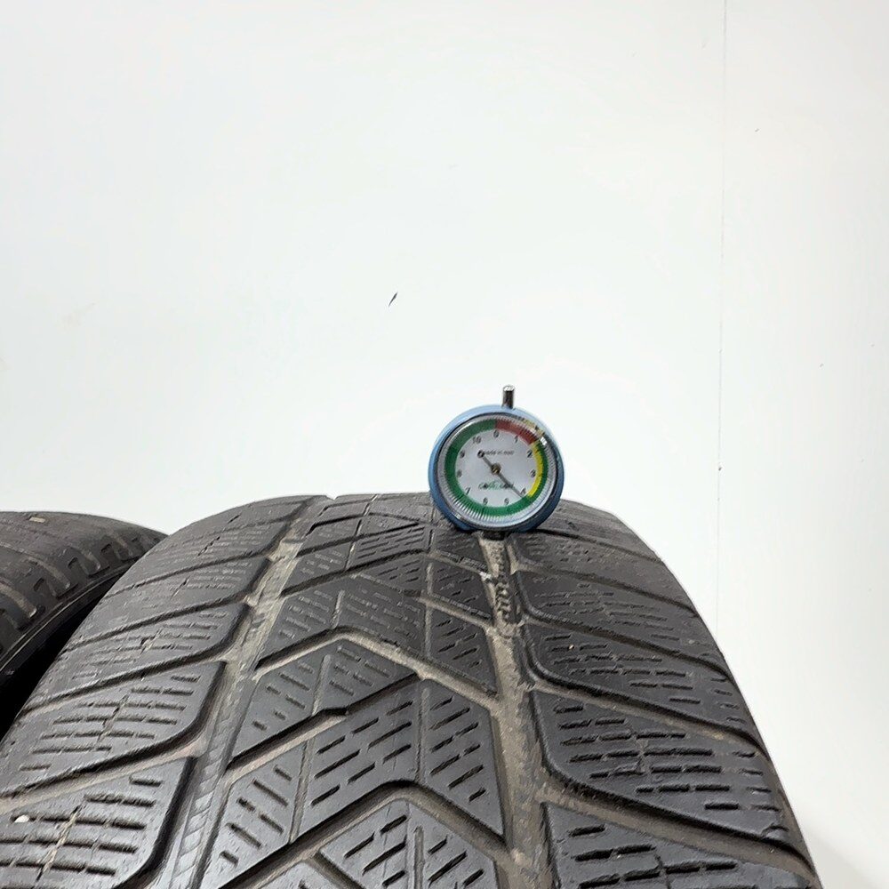 Gomme usate PIRELLI Scorpion Winter 235/55 R19 105H – foto 02 | Prima Gomme PIRELLI Scorpion Winter 235/55 R19 105H, dettaglio fotografico 2