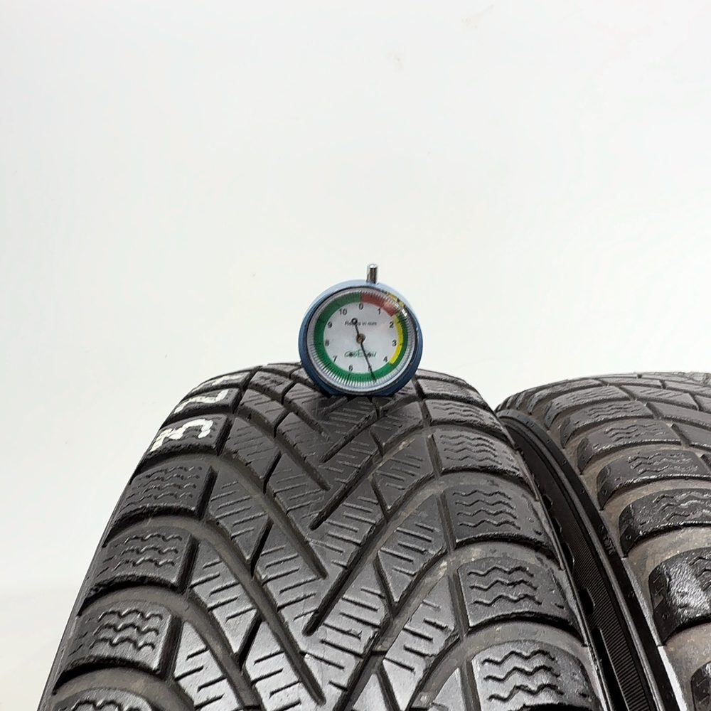 Gomme usate PIRELLI Cinturato Winter 175/65 R15 84T – foto 02 | Prima Gomme PIRELLI Cinturato Winter 175/65 R15 84T, dettaglio fotografico 2