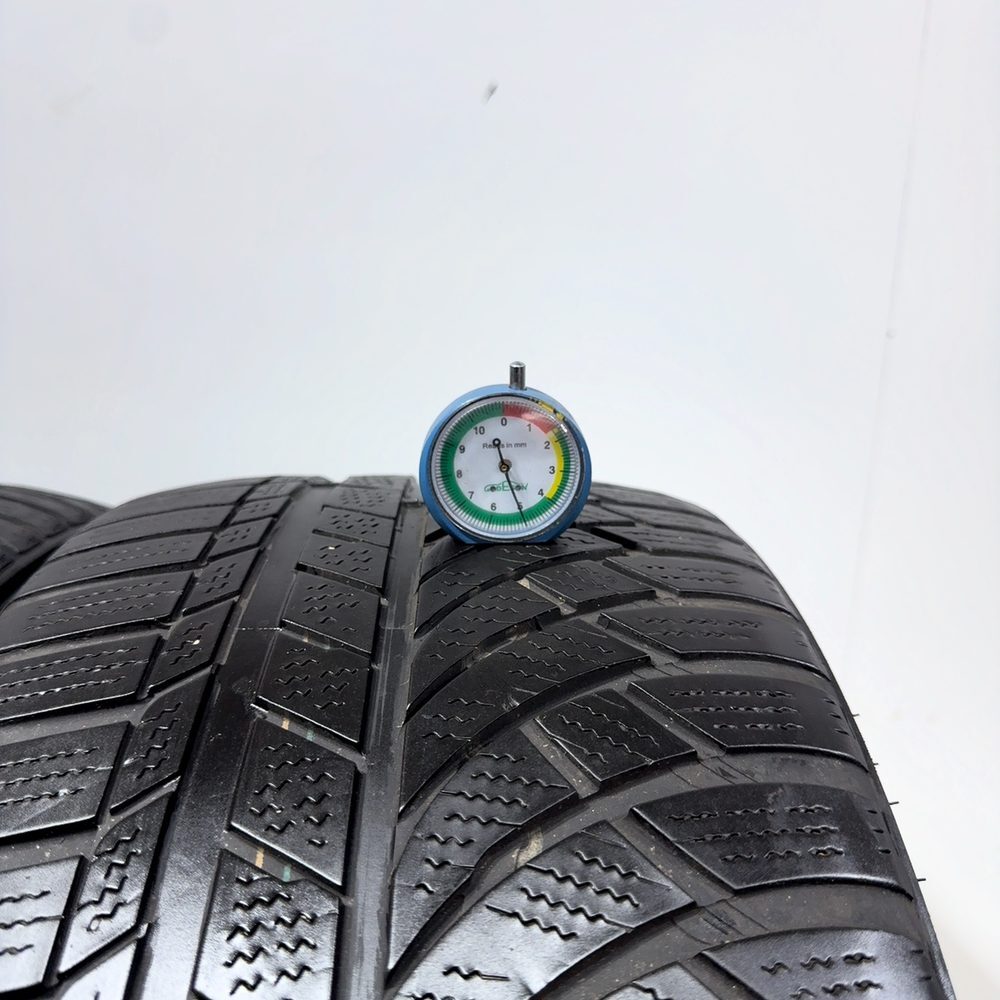 Gomme Usate 255 40 R19 100V Kumho Wintercraft WP72 71% Invernali | Gomme Usate | PrimaGomme.it Kumho Wintercraft WP72 255/40 R19 100V, dettaglio fotografico 2