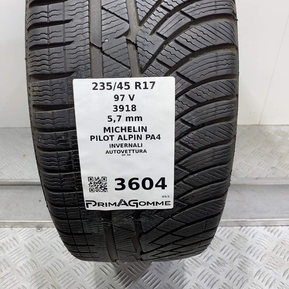Gomma usata MICHELIN PILOT ALPIN PA4 235/45 R17 97V – foto 03 | Prima Gomme MICHELIN PILOT ALPIN PA4 235/45 R17 97V, dettaglio fotografico 3