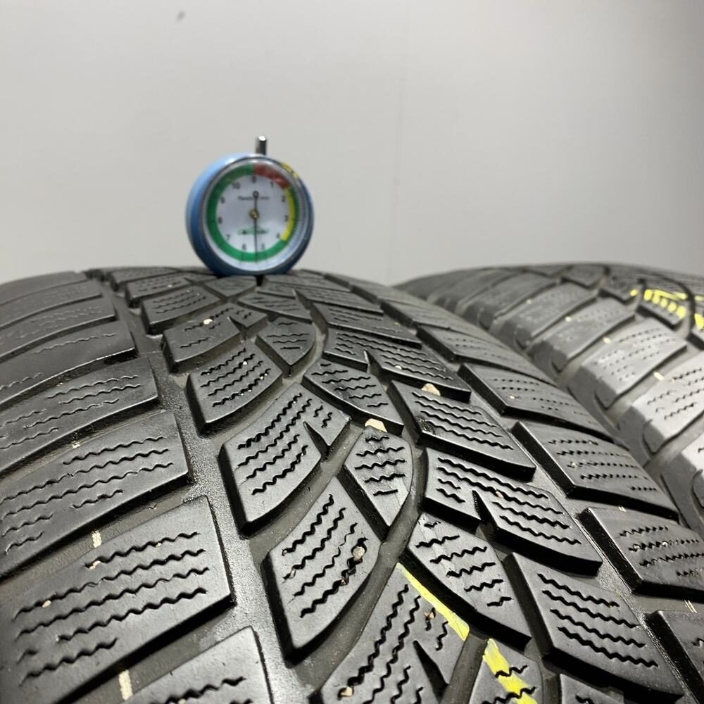 Gomme Usate 215 55 R17 98V XL Goodyear Ultragrip Performance+ 79% Invernali | Gomme Usate | PrimaGomme.it GOODYEAR Ultragrip Performance+ 215/55 R17 98V, dettaglio fotografico 3