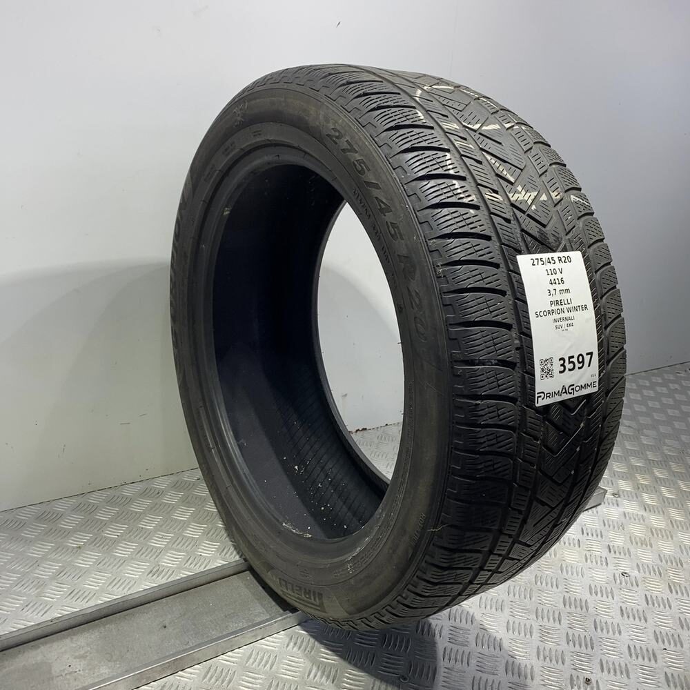 Gomma usata PIRELLI Scorpion Winter 275/45 R20 110V – foto 04 | Prima Gomme PIRELLI Scorpion Winter 275/45 R20 110V, dettaglio fotografico 4