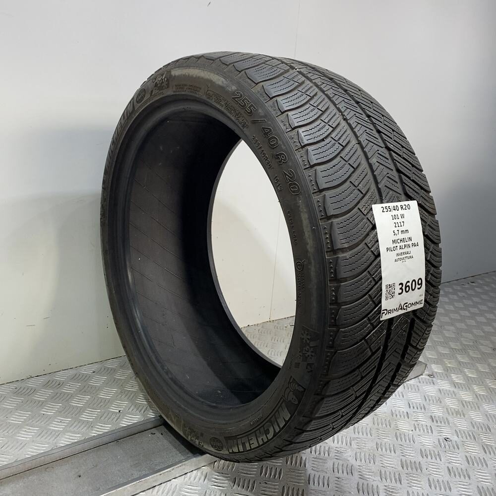 Gomma usata MICHELIN PILOT ALPIN PA4 255/40 R20 101W: fino a 270 km/h – foto 04 | Prima Gomme MICHELIN PILOT ALPIN PA4 255/40 R20 101W: fino a 270 km/h, dettaglio fotografico 4